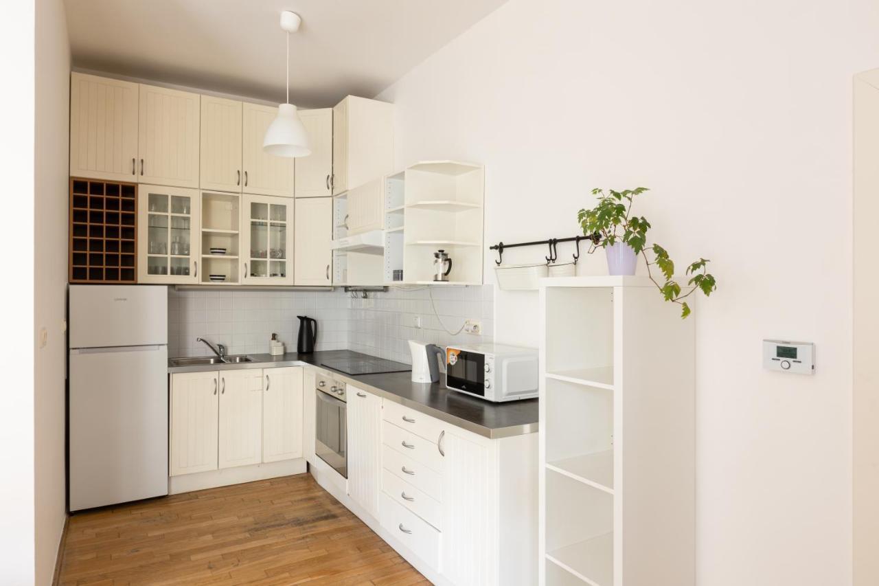 City Centre Garden Apartment With Parking プラハ エクステリア 写真
