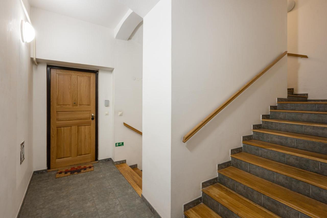 City Centre Garden Apartment With Parking プラハ エクステリア 写真